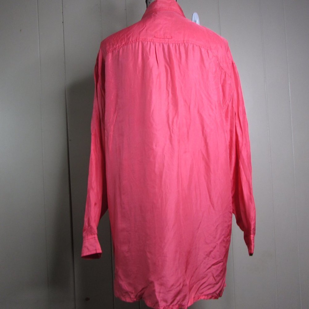 Kate Howard Blouse Shirt M Button Up Coral Silk - Picture 9 of 14